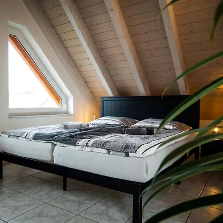 Wow Ii Schoene 2-zimmer Maisonette *